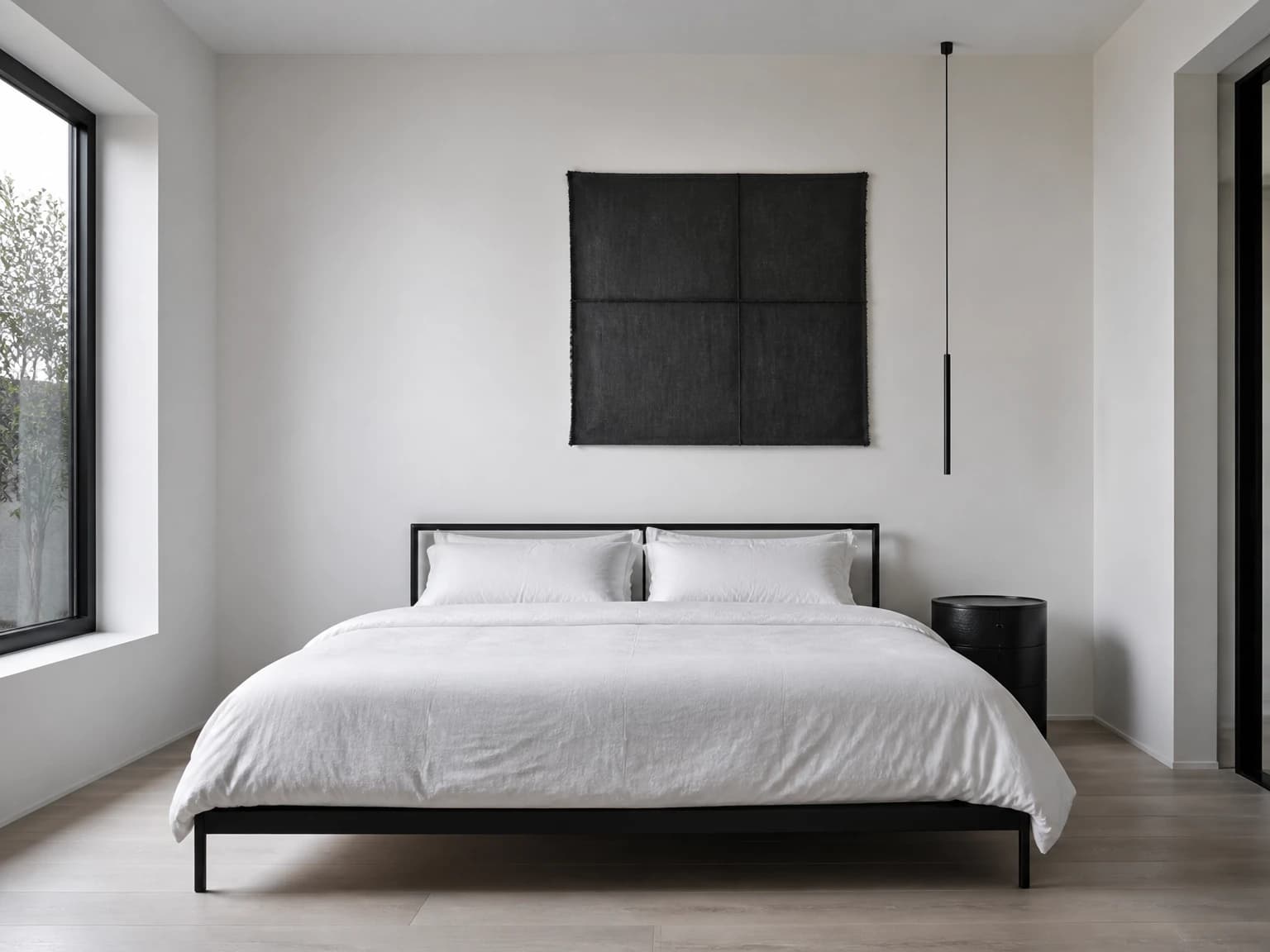 Black Accent Minimal Bedroom, minimalist bedroom inspiration