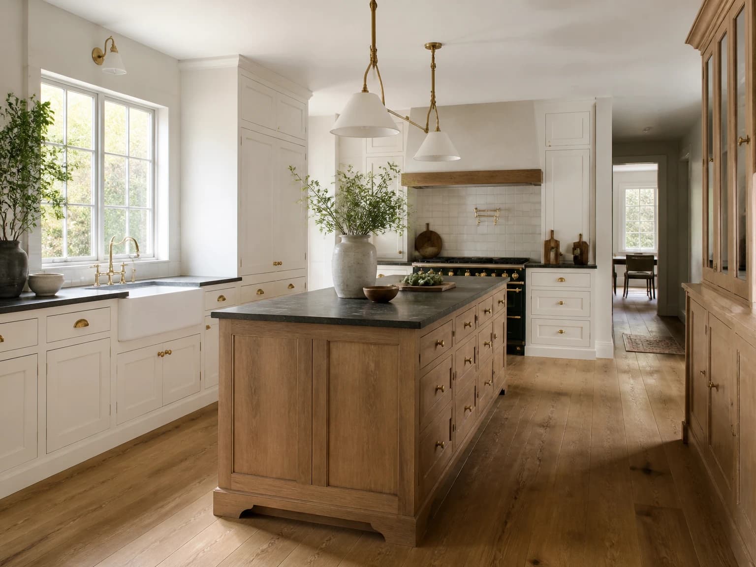 Classic White Modern Farmhouse Kitchen, modern farmhouse kitchen inspiration